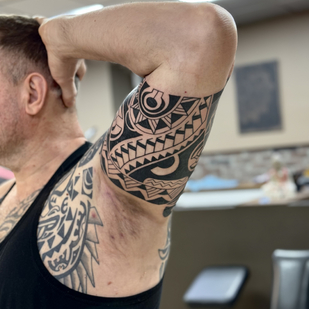 Masculino Negro Polinesio tatuaje #82450 | Tattoo Artist Maxim Parhomenko