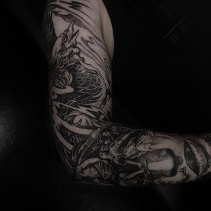 Masculino Negro y Gris Whipshading tatuaje en Manga #90854 | Tattoo Artist Max Hyde