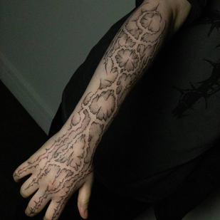 Femenino Negro Whipshading tatuaje #87033 | Tattoo Artist Denis Piligrim