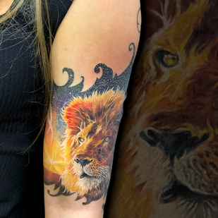 Femenino Color Femenino tatuaje en Hombro #88126 | Tattoo Artist Evgeniy Bobin