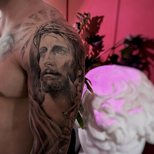 Masculino Negro y Gris Chicano tatuaje en Manga #85954 | Tattoo Artist Nataliya Guk