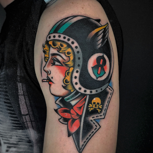 Masculino Color Old School tatuaje en Hombro #88707 | Tattoo Artist Nikita Radeckiy