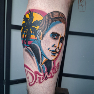 Masculino Color  tatuaje en Espinilla #86184 | Tattoo Artist Roma Dober