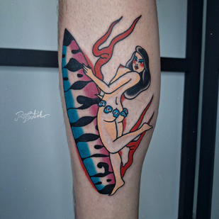 Masculino Color  tatuaje en Espinilla #86185 | Tattoo Artist Roma Dober