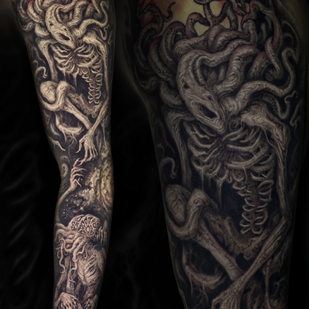 Masculino Negro y Gris Estilo del Autor tatuaje en Manga #90720 | Tattoo Artist Sergey Batov