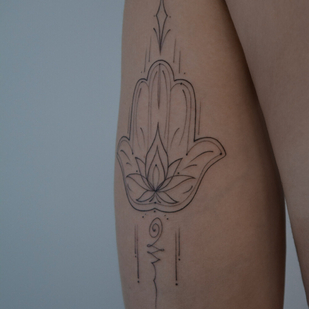 Femenino Negro Fineline tatuaje en Hombro #96906 | Tattoo Artist Sergeeva Tattoo