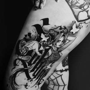 Femenino Negro y Gris Anime tatuaje en Pierna #93471 | Tattoo Artist Perforator Tattoo Studio