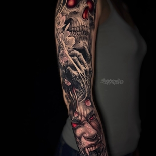 Femenino Negro y Gris Realismo tatuaje #101142 | Tattoo Artist Rasl Sparov