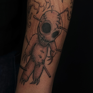 Masculino Negro y Gris Gráfico tatuaje en Antebrazo #91382 | Tattoo Artist Dmitriy Minaev