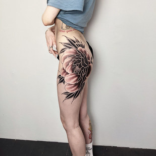 Femenino tatuaje #91795 | Tattoo Artist Nikita Petrov