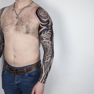 Ornamental tatuaje #91801 | Tattoo Artist Nikita Petrov