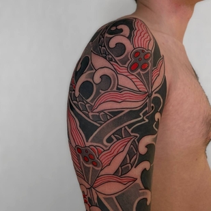 Masculino Negro Japonés tatuaje en Hombro #92170 | Tattoo Artist Ivan Shlyapnikov