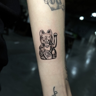 Femenino Negro y Gris Microrealismo tatuaje en Antebrazo #96962 | Tattoo Artist Daniel Escalante