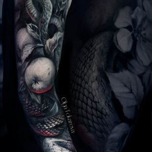 Negro y Gris Realismo tatuaje en Manga #101885 | Tattoo Artist Olga Tokareva