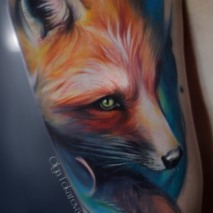 Masculino Color Estilo del Autor tatuaje en Hombro #101900 | Tattoo Artist Olga Tokareva