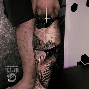 Masculino Negro Realismo tatuaje en Espinilla #93941 | Tattoo Artist Anton Krasnov