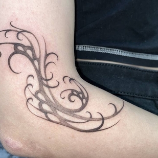 Femenino Negro Estilo del Autor tatuaje en Antebrazo #94439 | Tattoo Artist nunichego shtyrikova