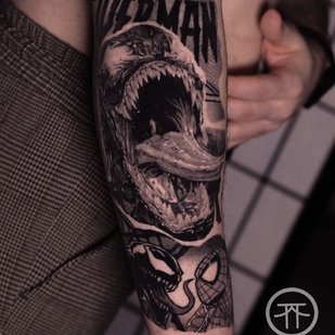 Negro y Gris Realismo tatuaje #101064 | Tattoo Artist Pavel Kostyuk