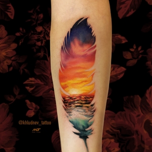 Color Estilo del Autor tatuaje en Antebrazo #101477 | Tattoo Artist Egor Hludnev
