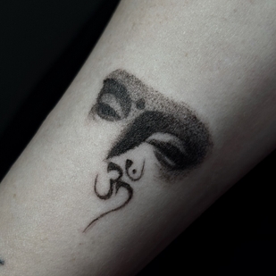 Femenino Negro y Gris Microrealismo tatuaje en Antebrazo #104788 | Tattoo Artist Ekaterina Sysoeva