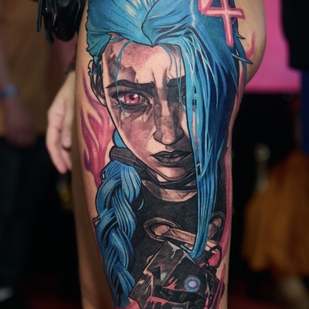 Femenino Color Ilustrativo tatuaje en Muslo #102097 | Tattoo Artist Anastasia Kiseleva