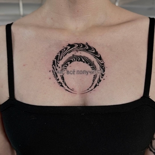 Femenino Negro Estilo del Autor tatuaje en Pecho #102280 | Tattoo Artist BENUATATTOO