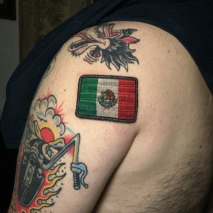 Masculino Color Parche tatuaje en Hombro #102393 | Tattoo Artist Rafaela Herrera Art