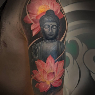 Masculino Color Realismo tatuaje en Hombro #103469 | Tattoo Artist Sergey Petrov