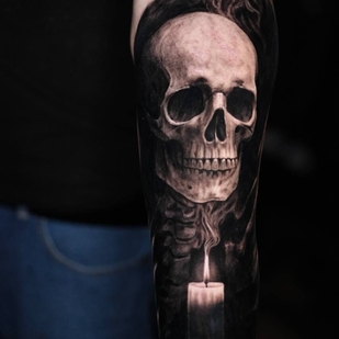 Masculino Negro y Gris Realismo tatuaje #97566 | Tattoo Artist Kirill Antique