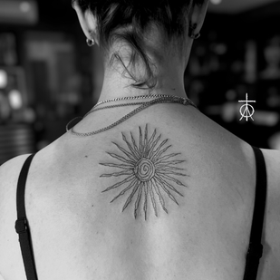 Negro Fineline tatuaje #101686 | Tattoo Artist Claudia Fedorovici
