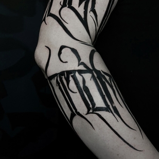 Negro Caligrafía tatuaje #100599 | Tattoo Artist VIkykomori