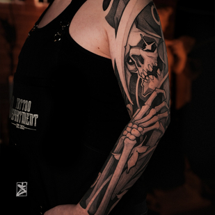 Masculino Negro Whipshading tatuaje en Manga #103421 | Tattoo Artist Danila Morozov