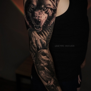 Masculino Negro y Gris Realismo tatuaje en Manga #96453 | Tattoo Artist Aleksey Titov