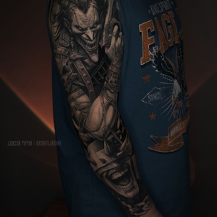 Masculino Negro y Gris Realismo tatuaje en Manga #98082 | Tattoo Artist Aleksey Titov