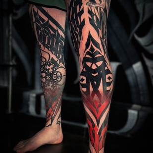 Masculino Color Lettering tatuaje en Pierna #96698 | Tattoo Artist Anton Lebedev