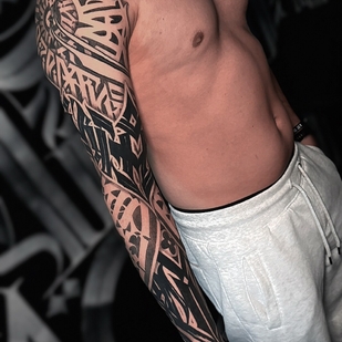 Masculino Negro Lettering tatuaje en Manga #102716 | Tattoo Artist Anton Lebedev
