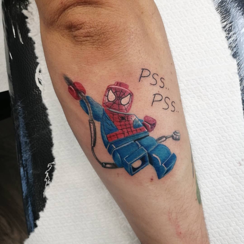  @tauro_tattoo 
