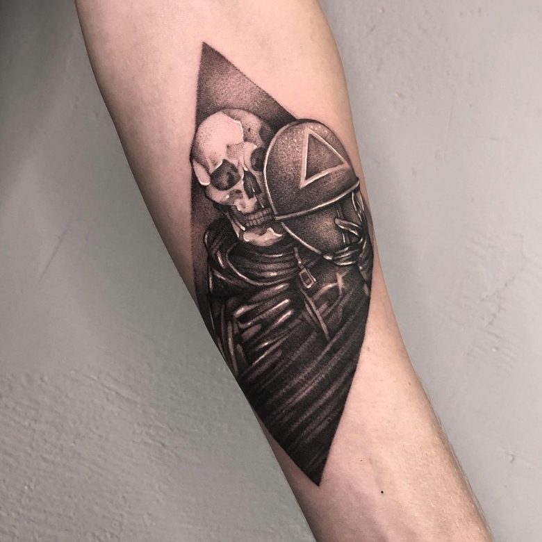  @r_one_tattoo 