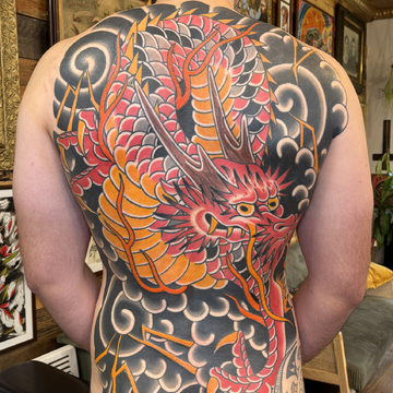 Tatoueur Tom Lortie — La Panthère noire et la tradition moderne du Québec