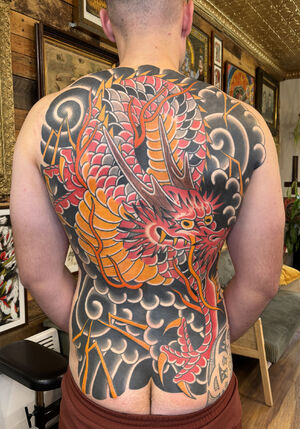 Tatoueur Tom Lortie — La Panthère noire et la tradition moderne du Québec