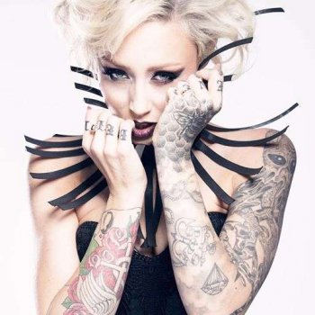 Modèle de tatouage Shonda Mackey-Cavalera