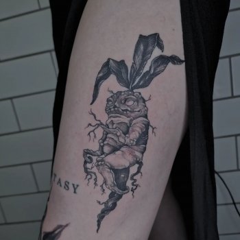 Artiste tatoueur Laura Wøldike