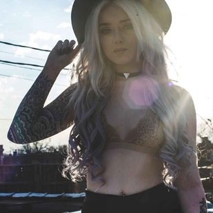 🔥 Photos sexy, portfolio de mannequin  #5860 Modèle de tatouage Riley Alessandra