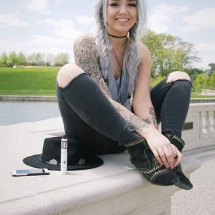 🔥 Photos sexy, portfolio de mannequin  #5870 Modèle de tatouage Riley Alessandra