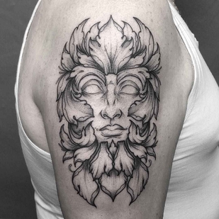 tatouage #16060 | Artiste tatoueur Lozzy Bones