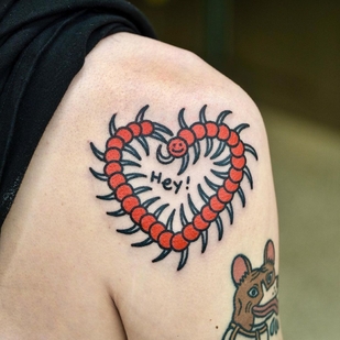 tatouage #47122 | Artiste tatoueur Huh Loves You