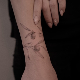 tatouage #47457 | Artiste tatoueur Anna anhen_tattoo