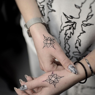 tatouage #49070 | Artiste tatoueur Vanilla Green