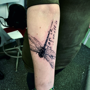 tatouage #49195 | Artiste tatoueur Bobby Grey