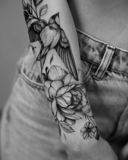 Idées de Tatouage # Artiste tatoueur sveta_blackbird